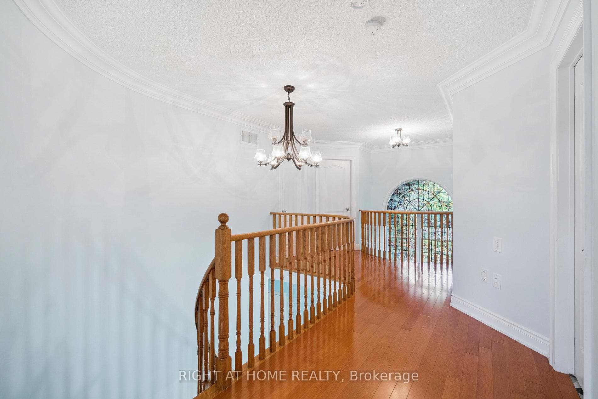 2322 Woodridge Way photo 19