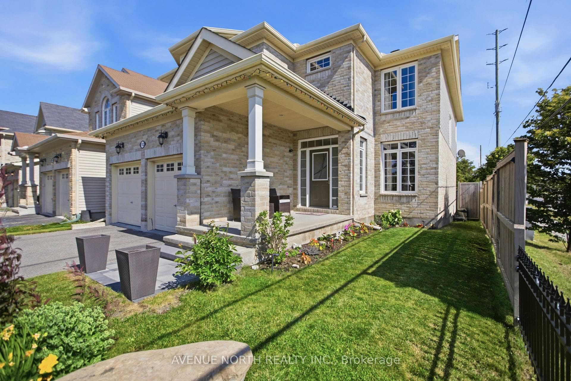 112 Sunita Crescent photo 2