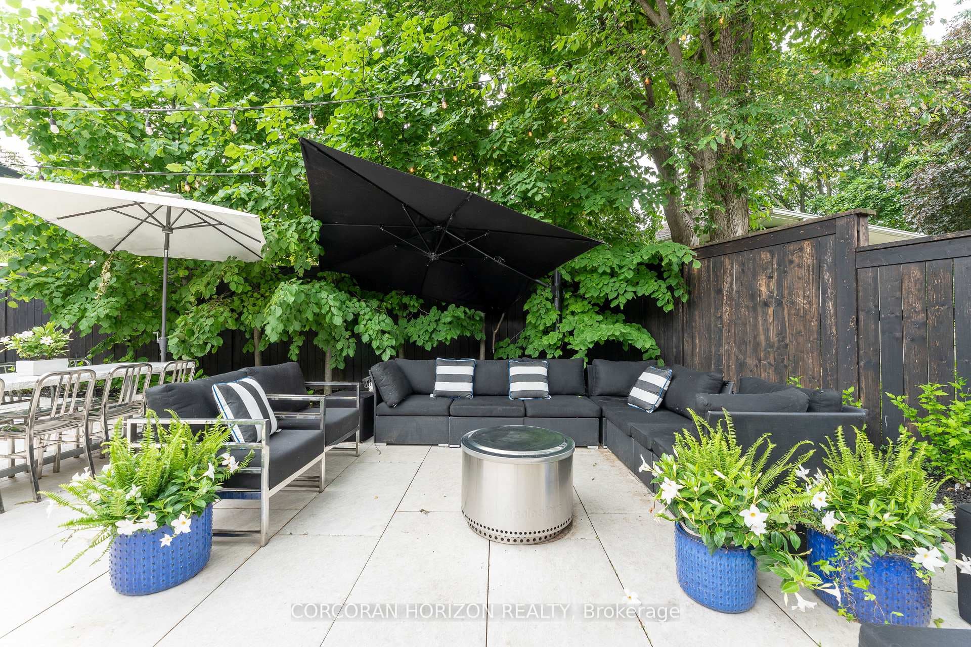 Sitting Area