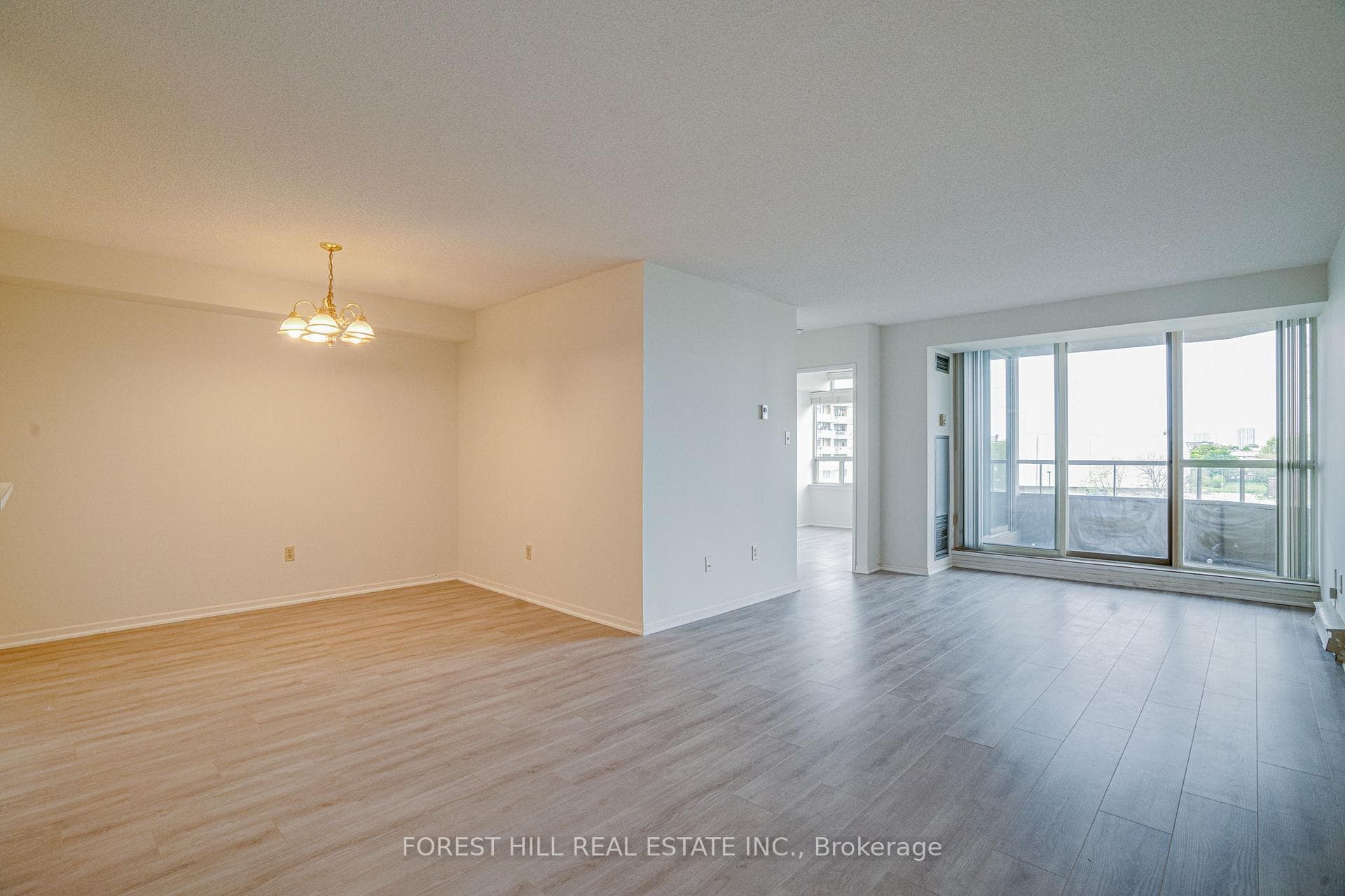 10 Torresdale Avenue Unit 502 photo 10