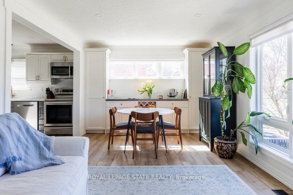 44 Kemp Drive photo 6