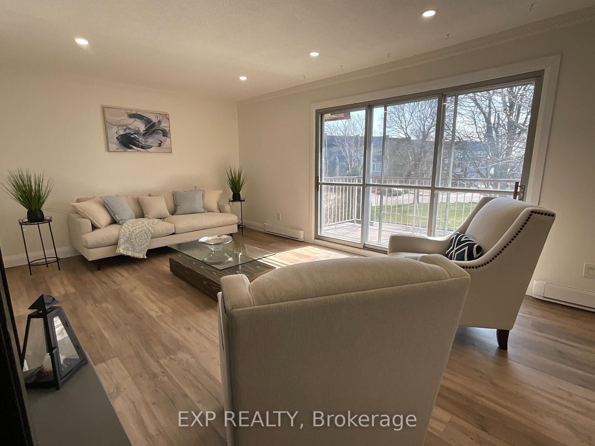 27 Tulip Street Unit 10 photo 18