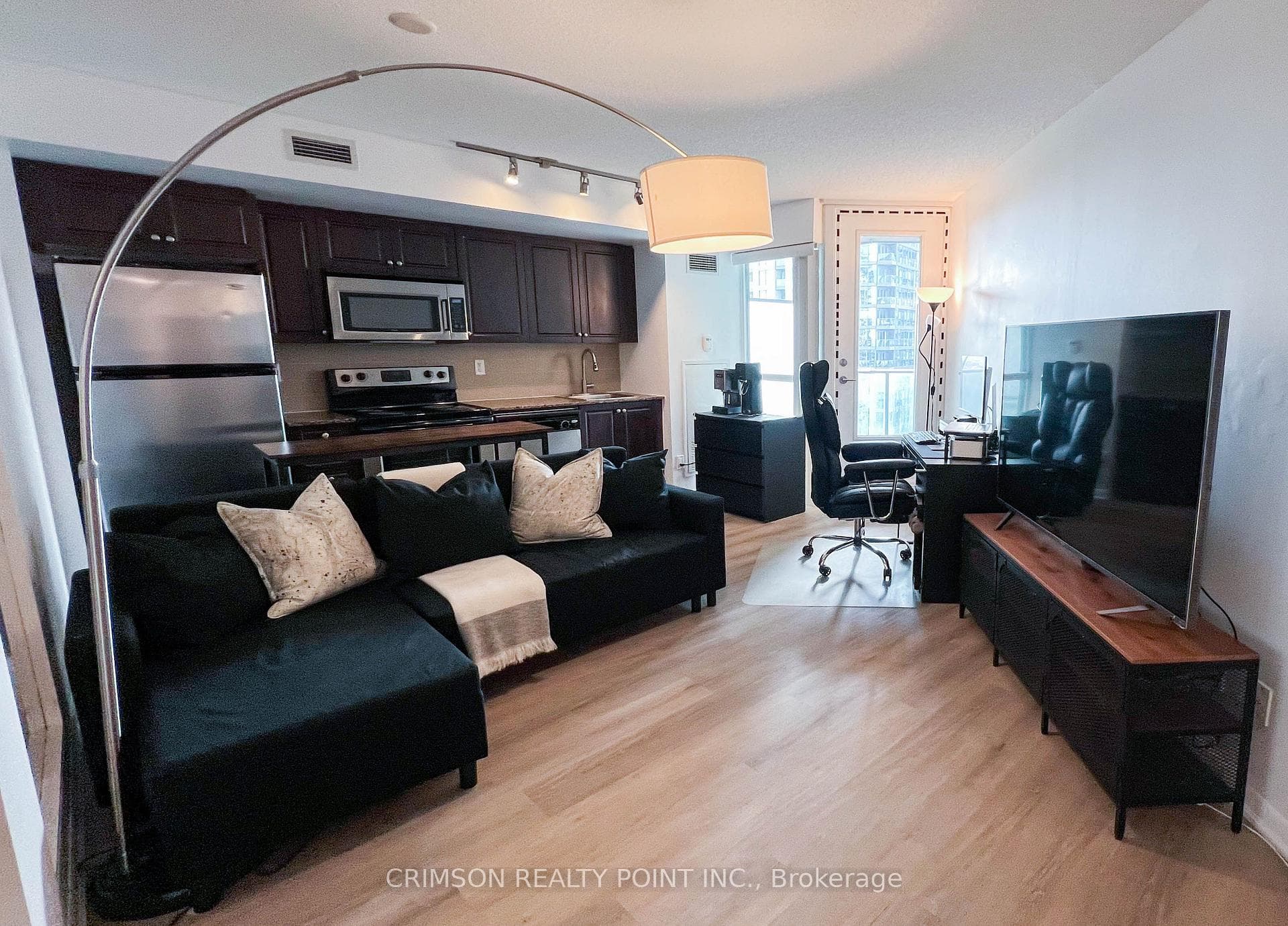 209 Fort York Boulevard Unit 1457 photo 2