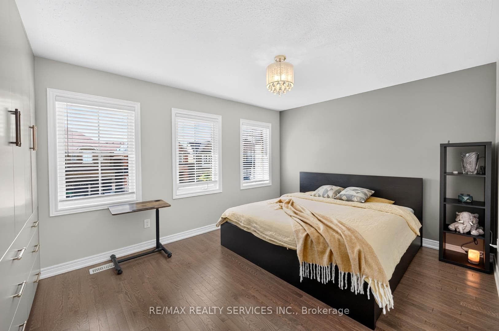 1 Dolbyhill Drive photo 27