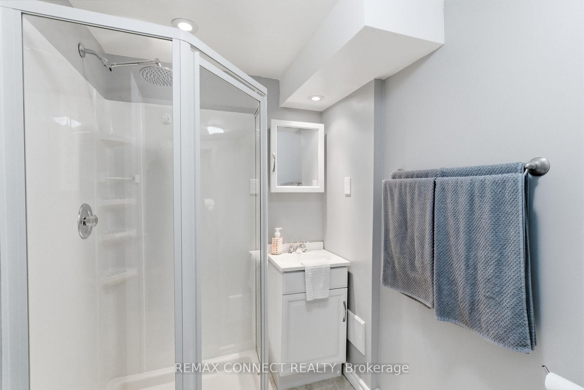 1202 Norman Court photo 33