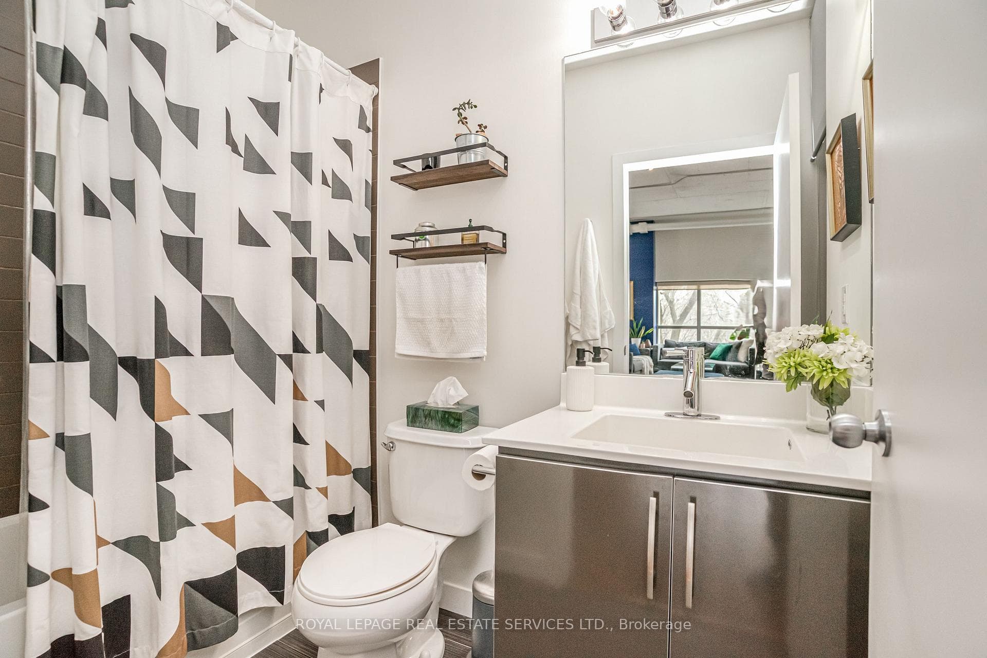 2 Fieldway Road Unit 206 photo 23