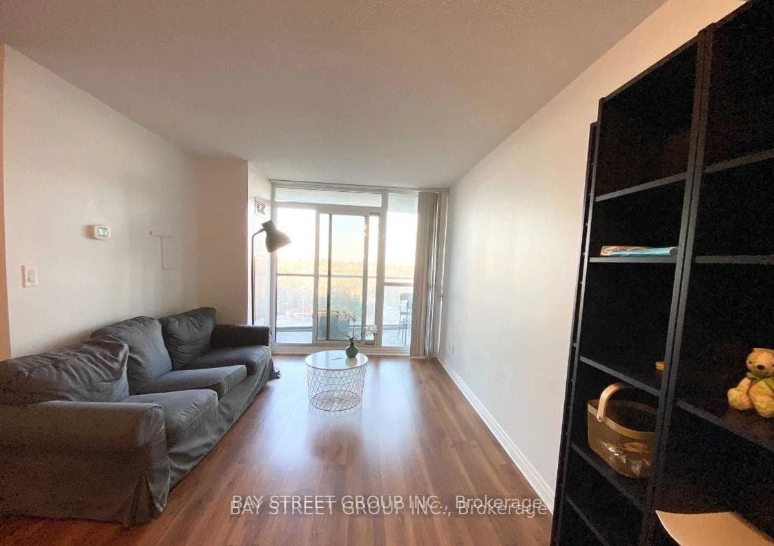 35 Hollywood Avenue Unit 1102 photo 10