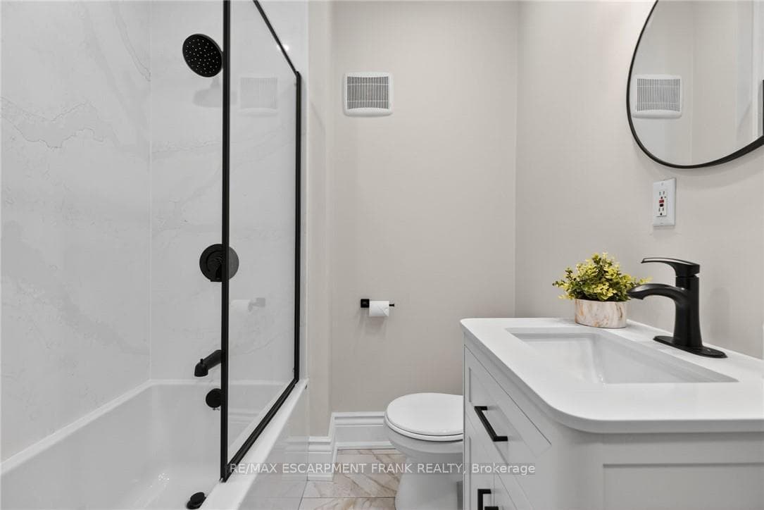 84 Ray Street photo 28