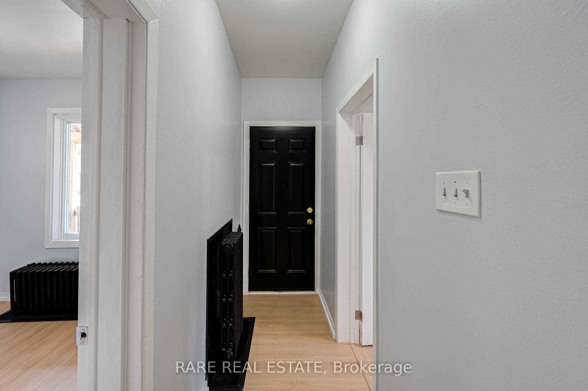 210 Albert Street Unit 1 photo 4