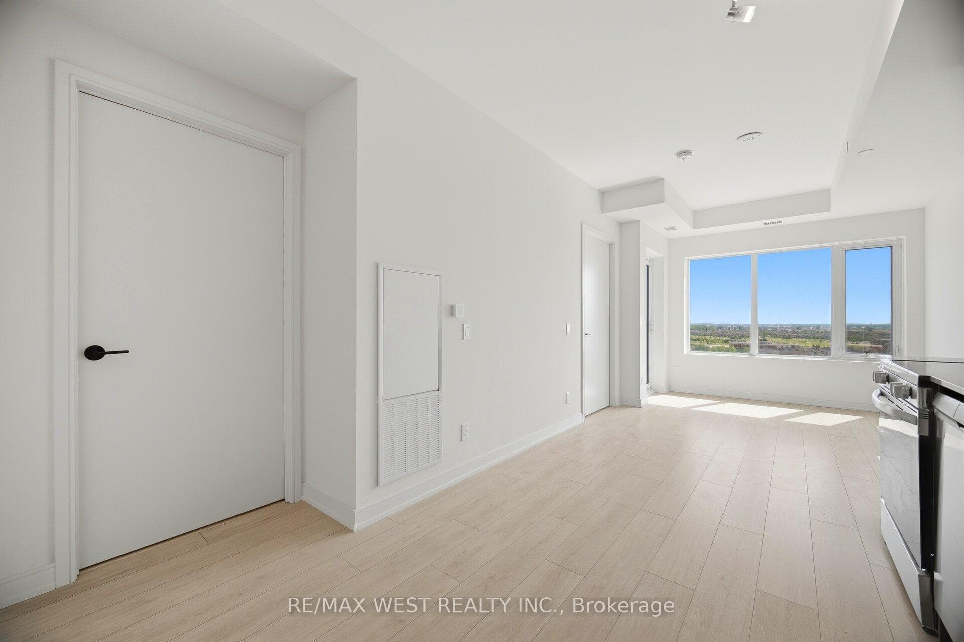 8020 Derry Road N/A Unit 1306 photo 16