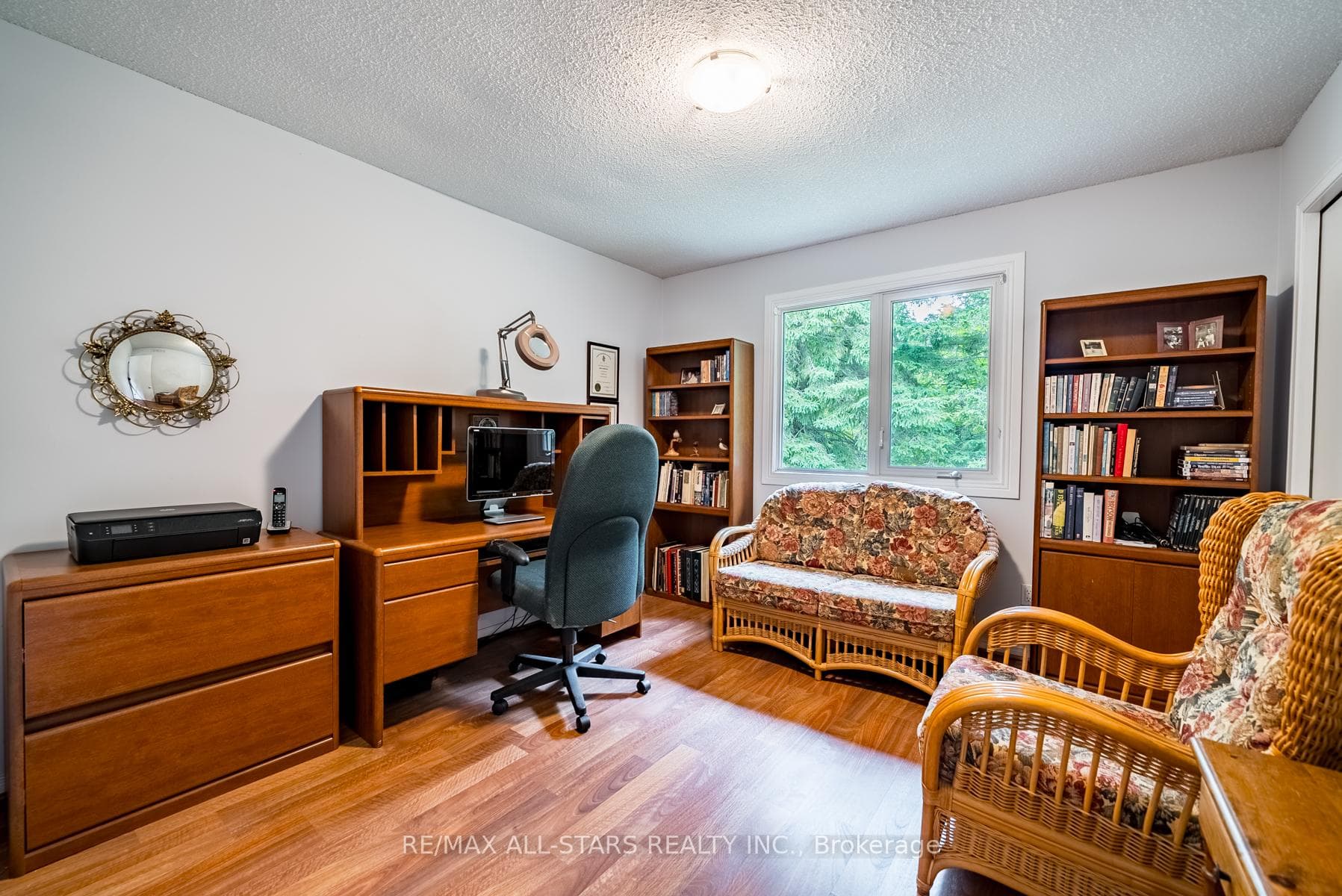 619 Alma Street photo 29