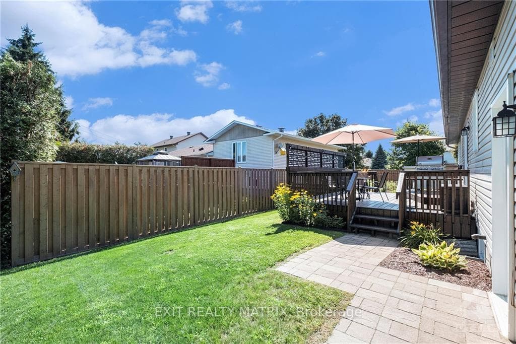 23 FLEURETTE Street photo 22