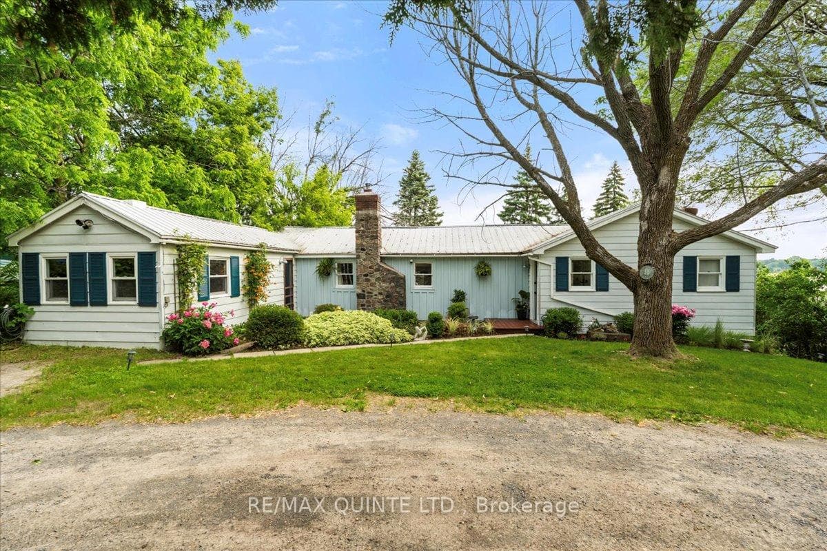 11364 Loyalist Parkway photo 6