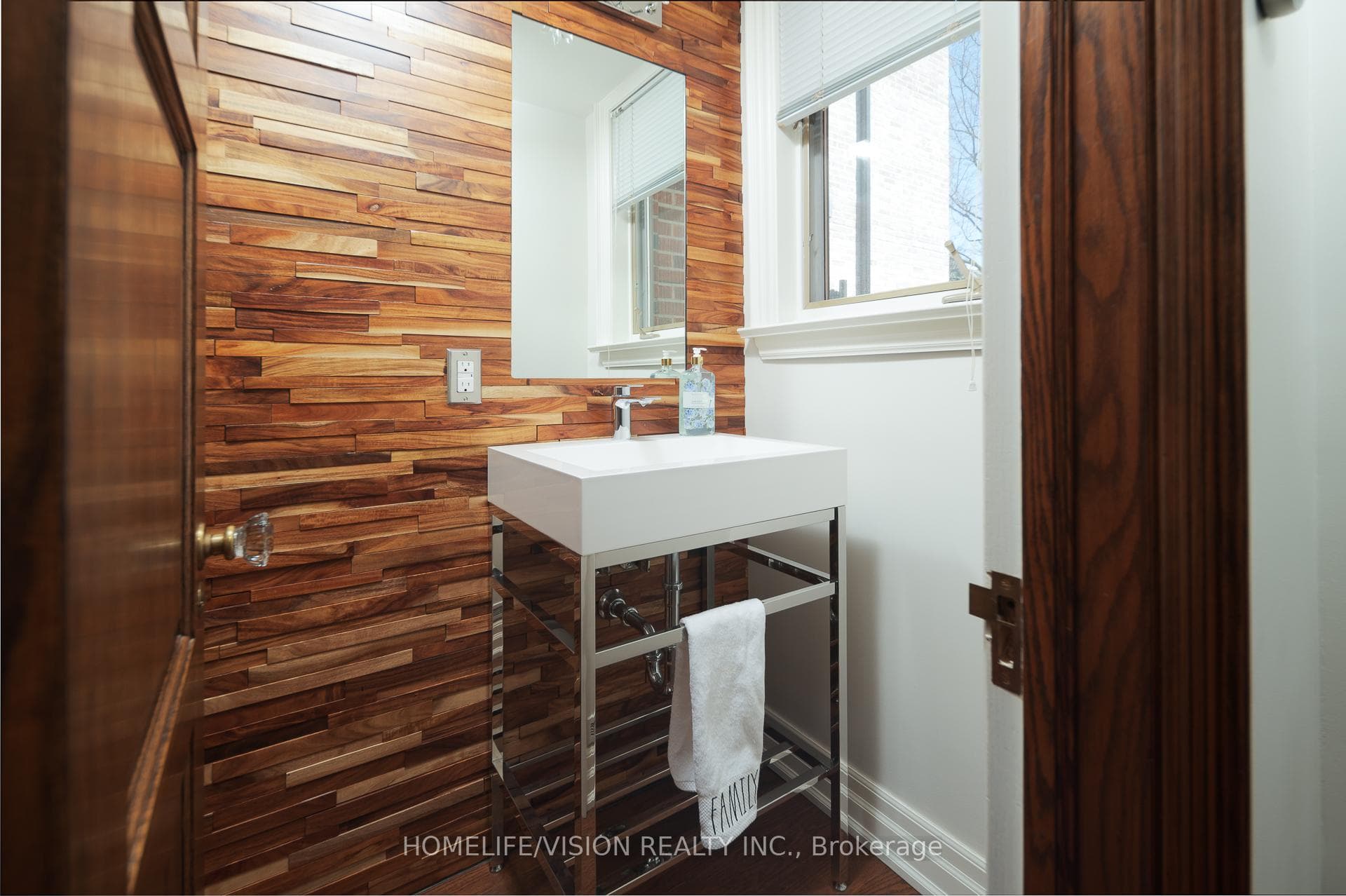Powder Room-Main Floor