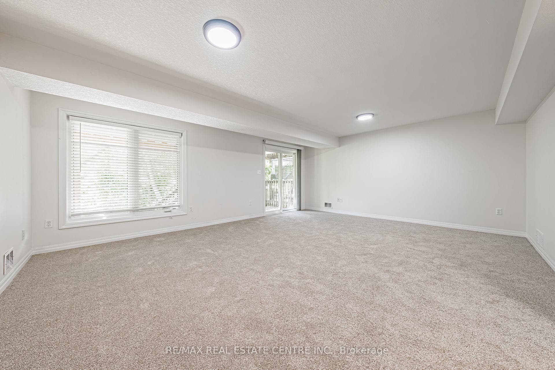 15 Bannister Court Unit 4 photo 23