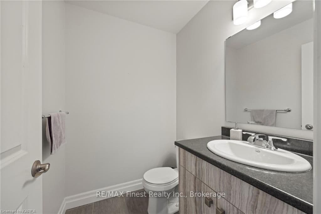 73 ASPEN Drive photo 9