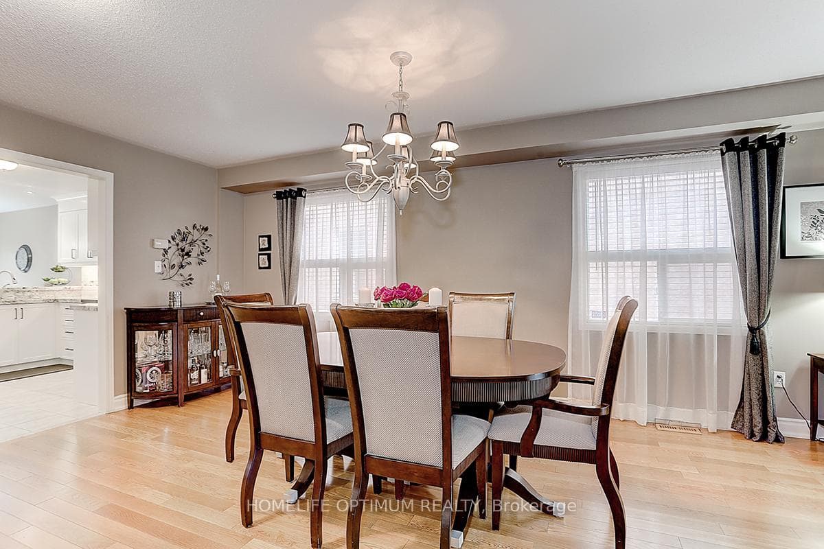 14 Delattaye Avenue photo 9