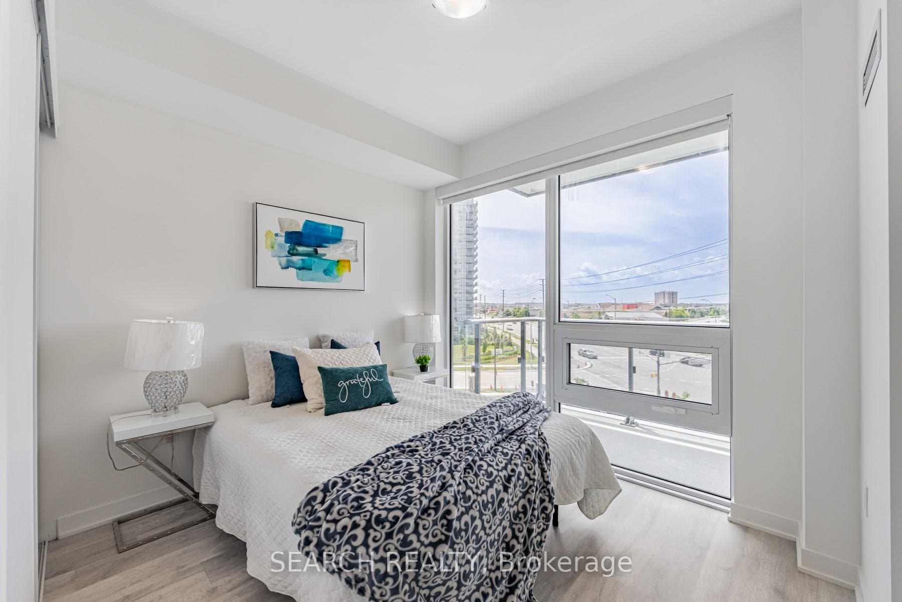 4655 Metcalfe Avenue Unit 402 photo 12