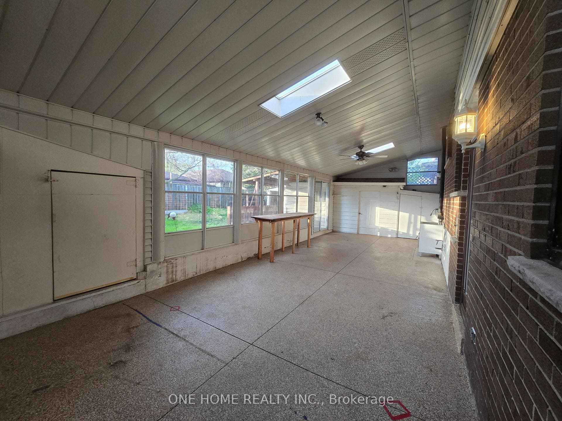 223 Elmwood Road photo 21