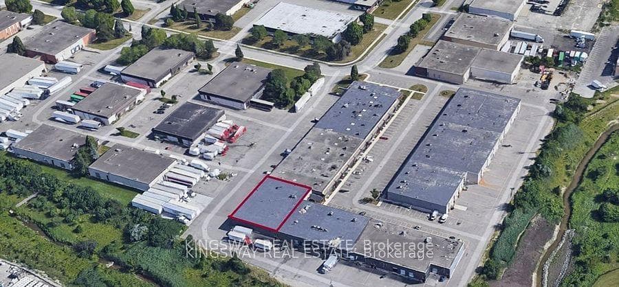 2740A Slough Street Unit 2 photo 2