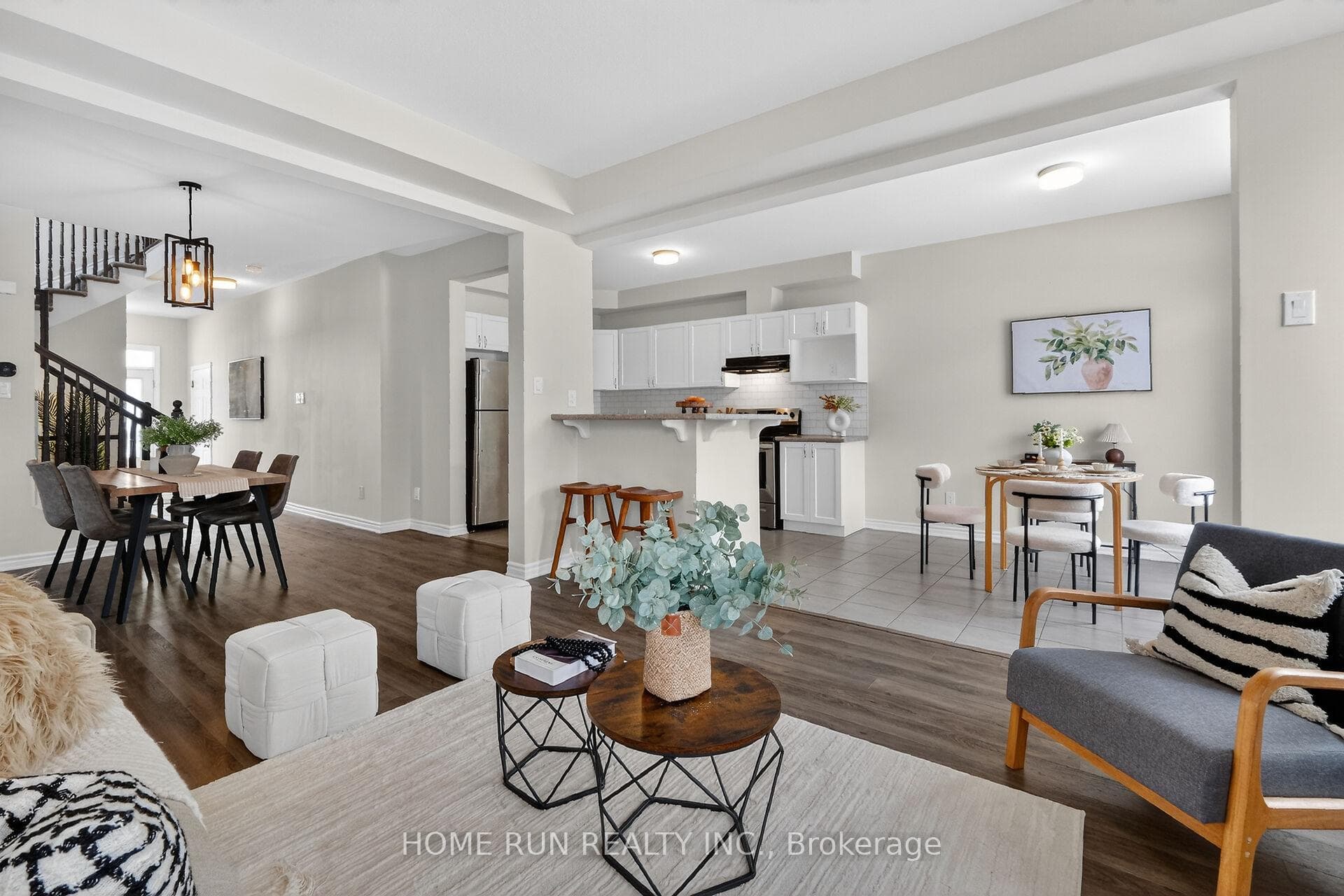 735 Megrez Way photo 11