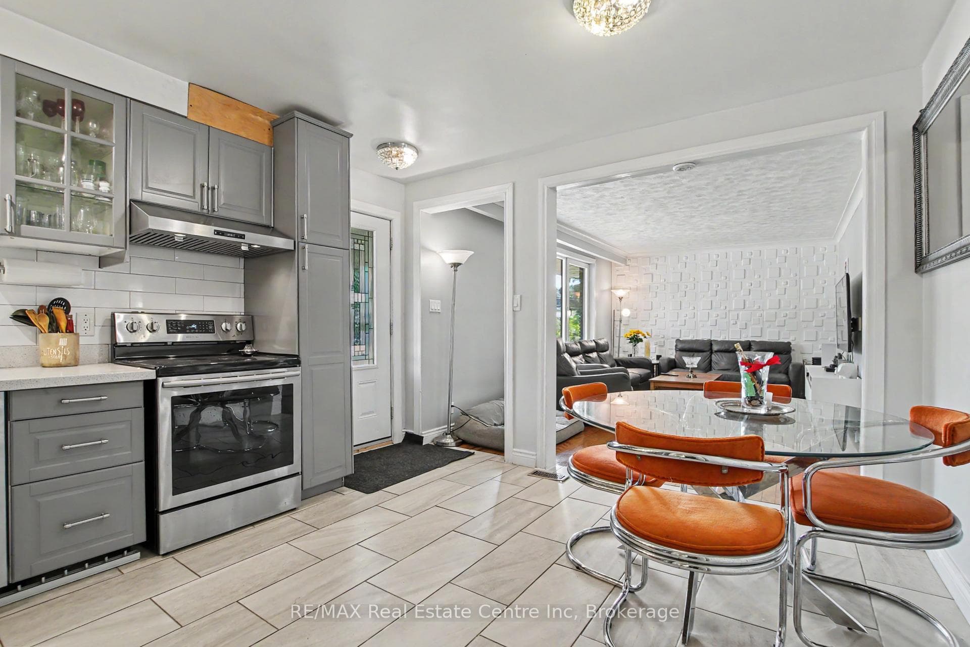 91 Dumbarton Street photo 8