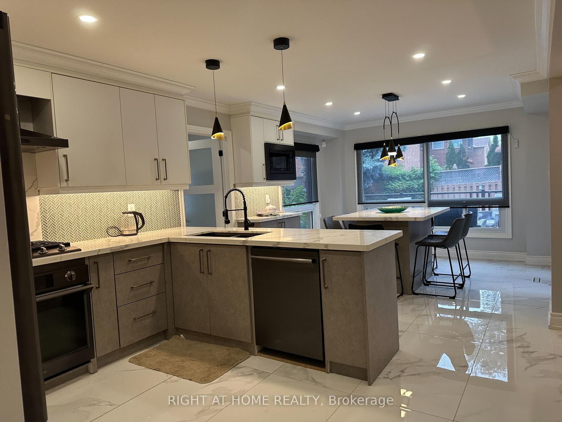 4131 Loyalist Drive Unit (Upper) photo 16