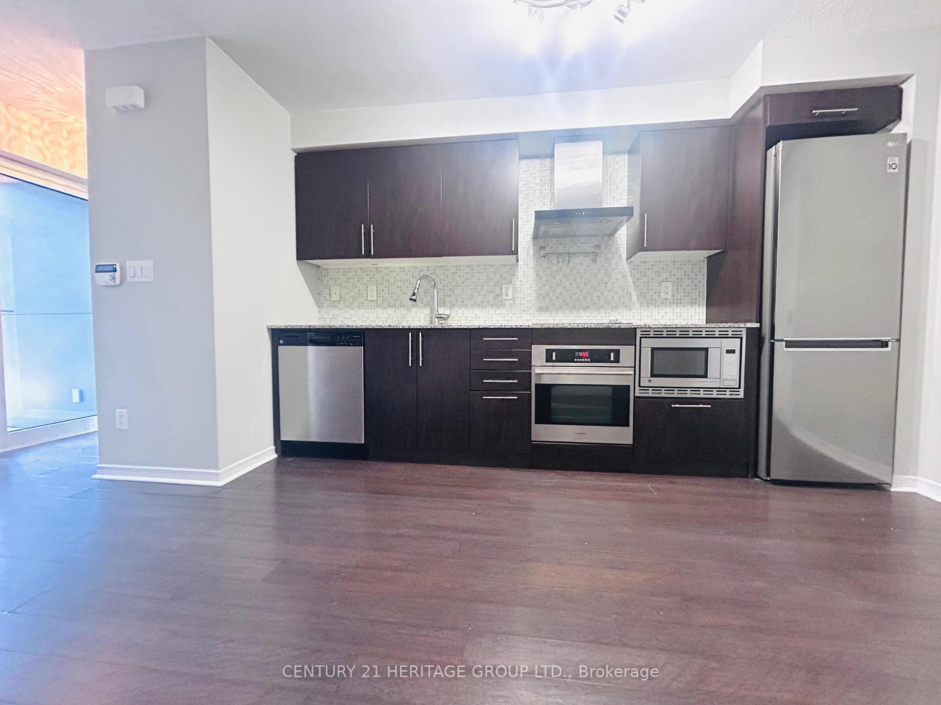 352 Front Street Unit 101 photo 22