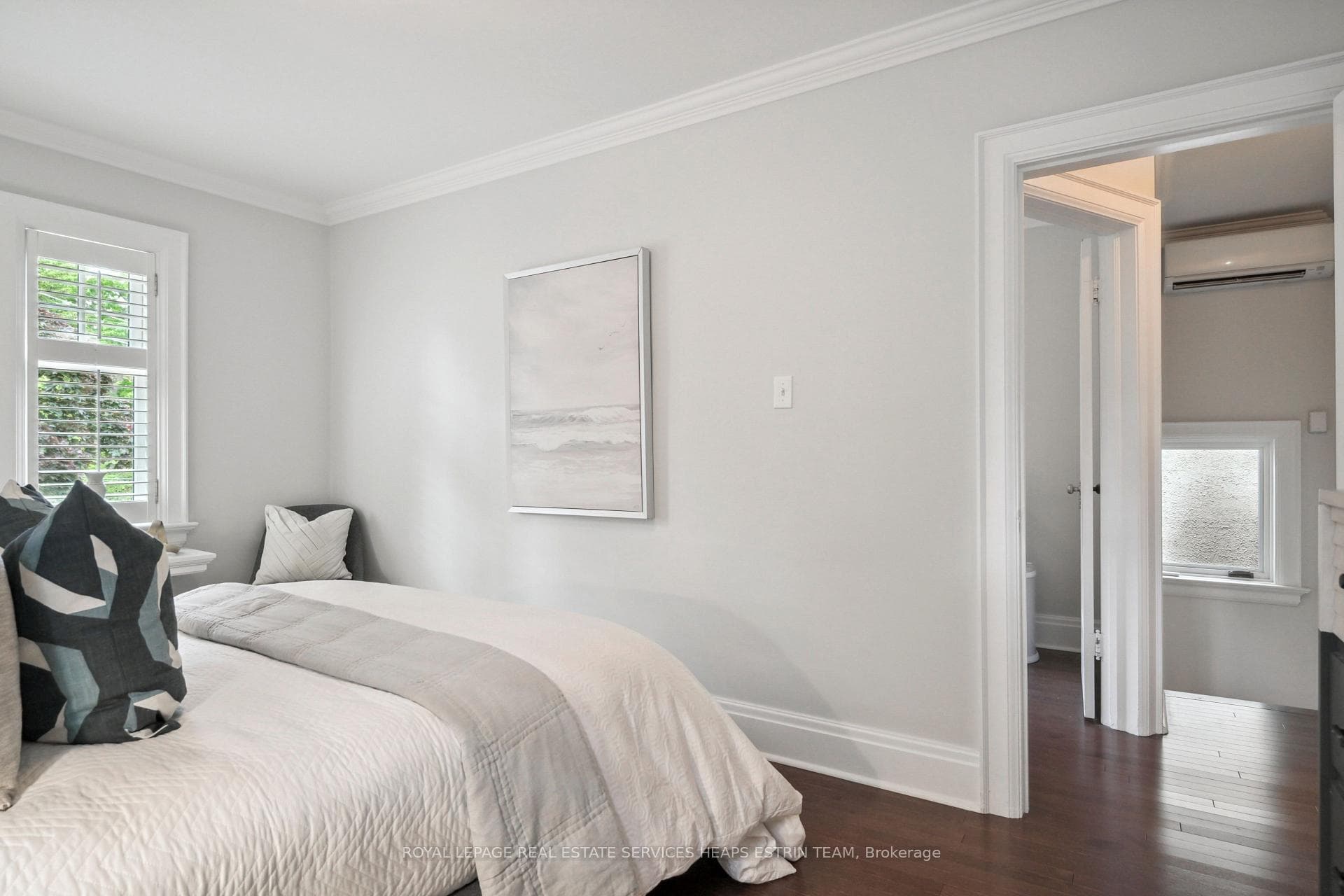 109 Inglewood Drive photo 17