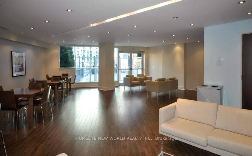 208 Queens Quay N/A Unit 2008 photo 10