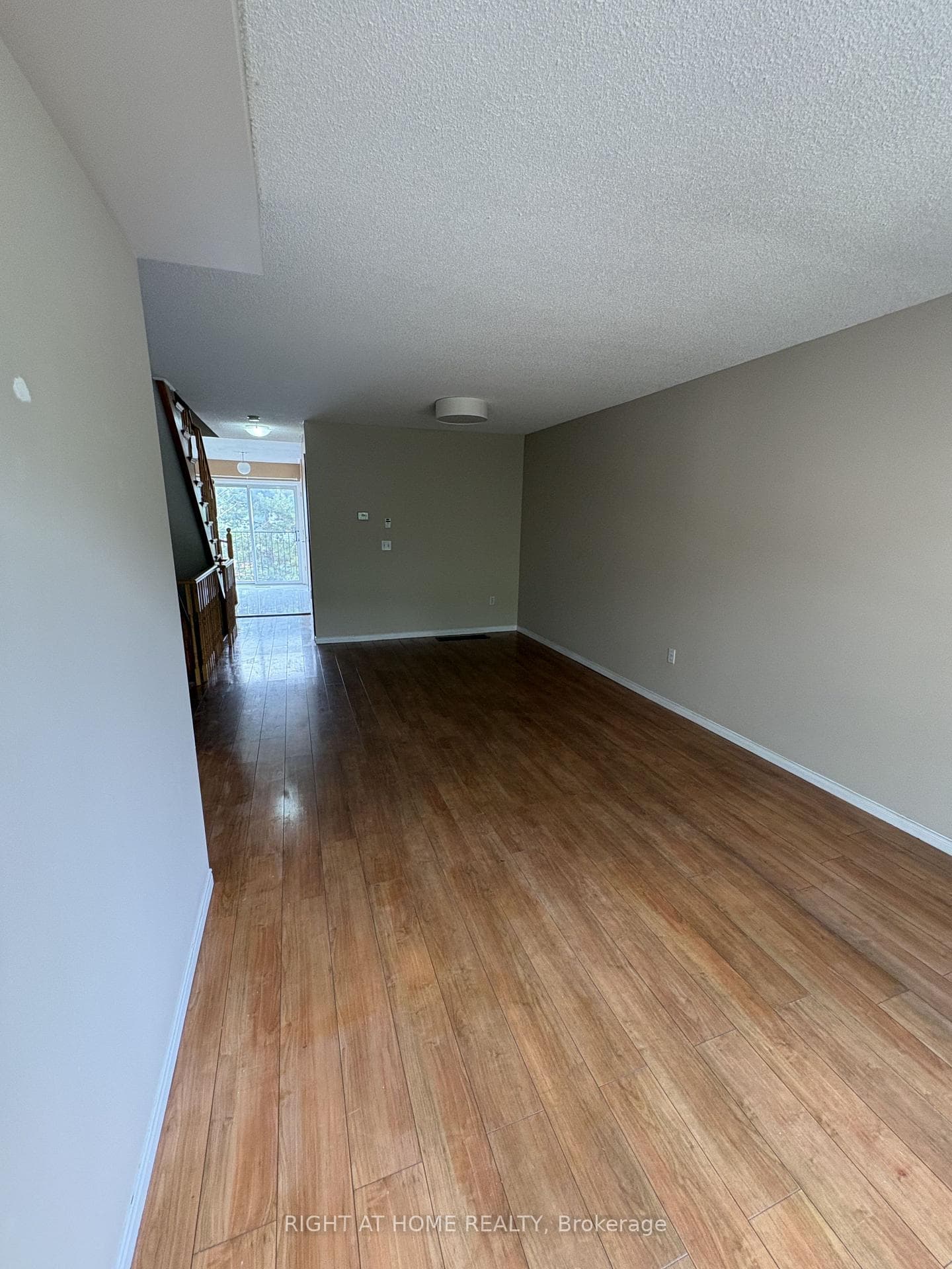 5030 Heatherleigh Avenue Unit 127 photo 12