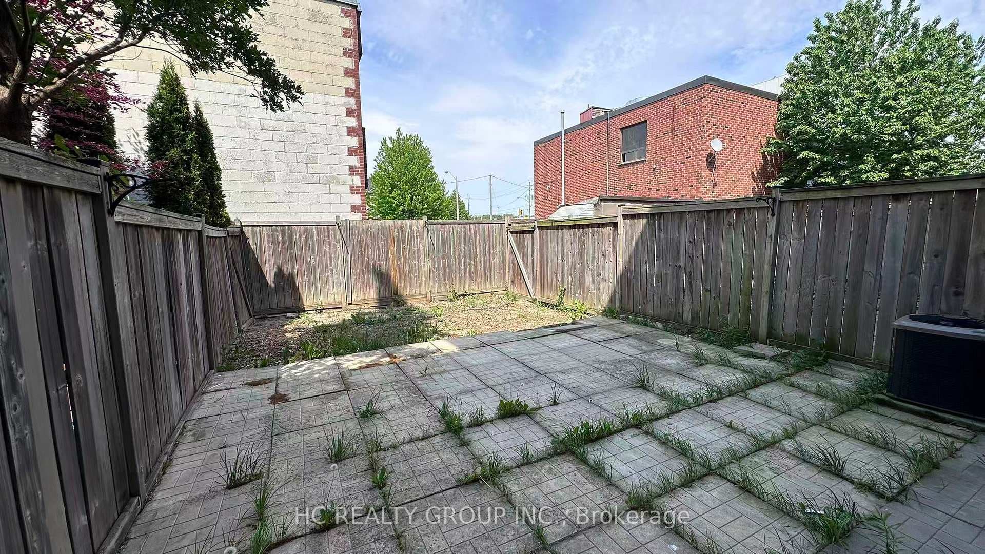 7 Lily Cup Avenue photo 29