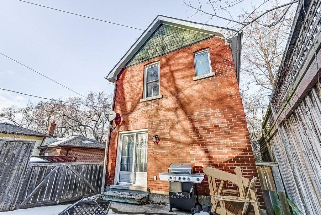 416 Reynolds Street photo 23