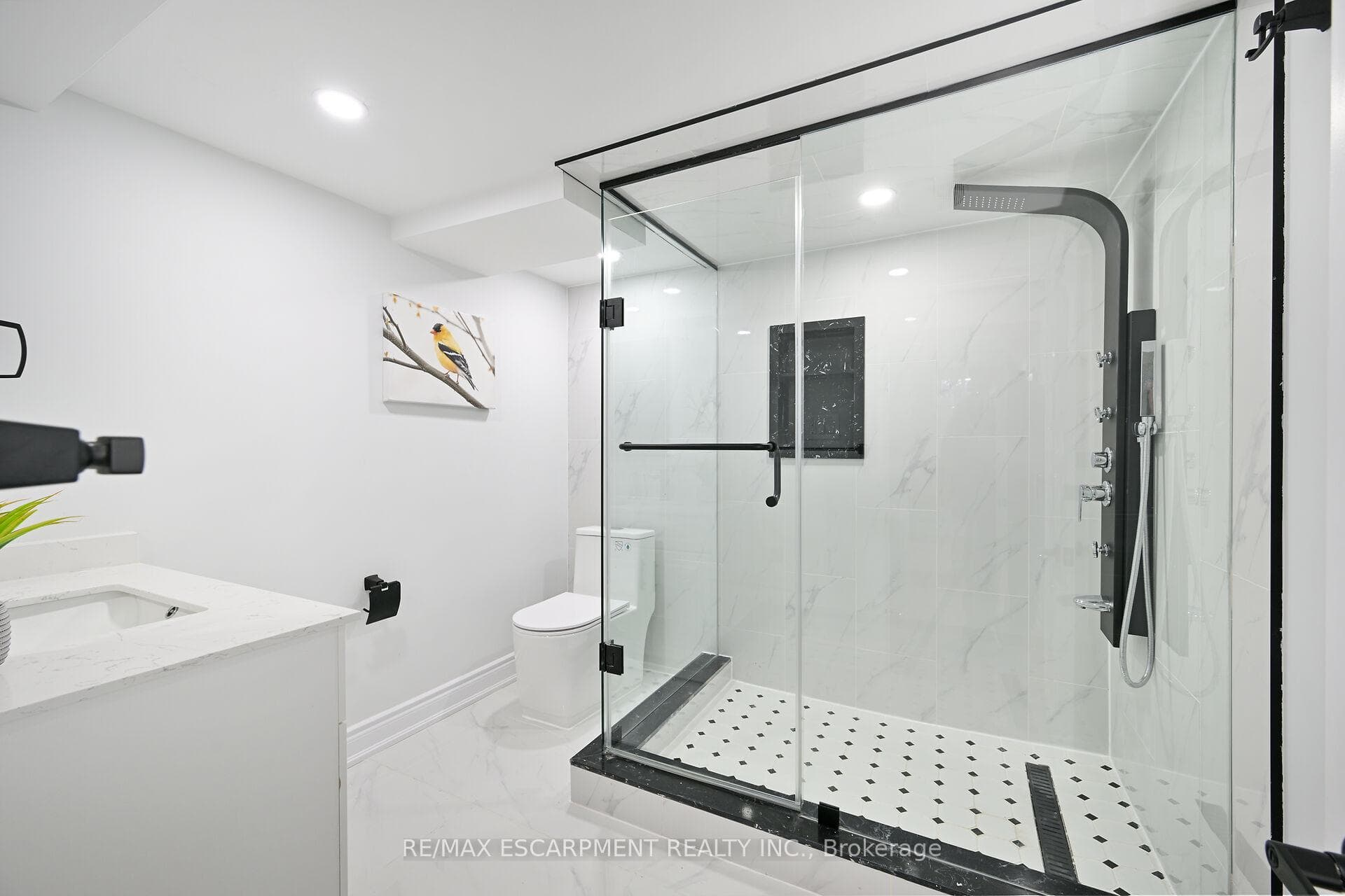 4 Passmore Street photo 31
