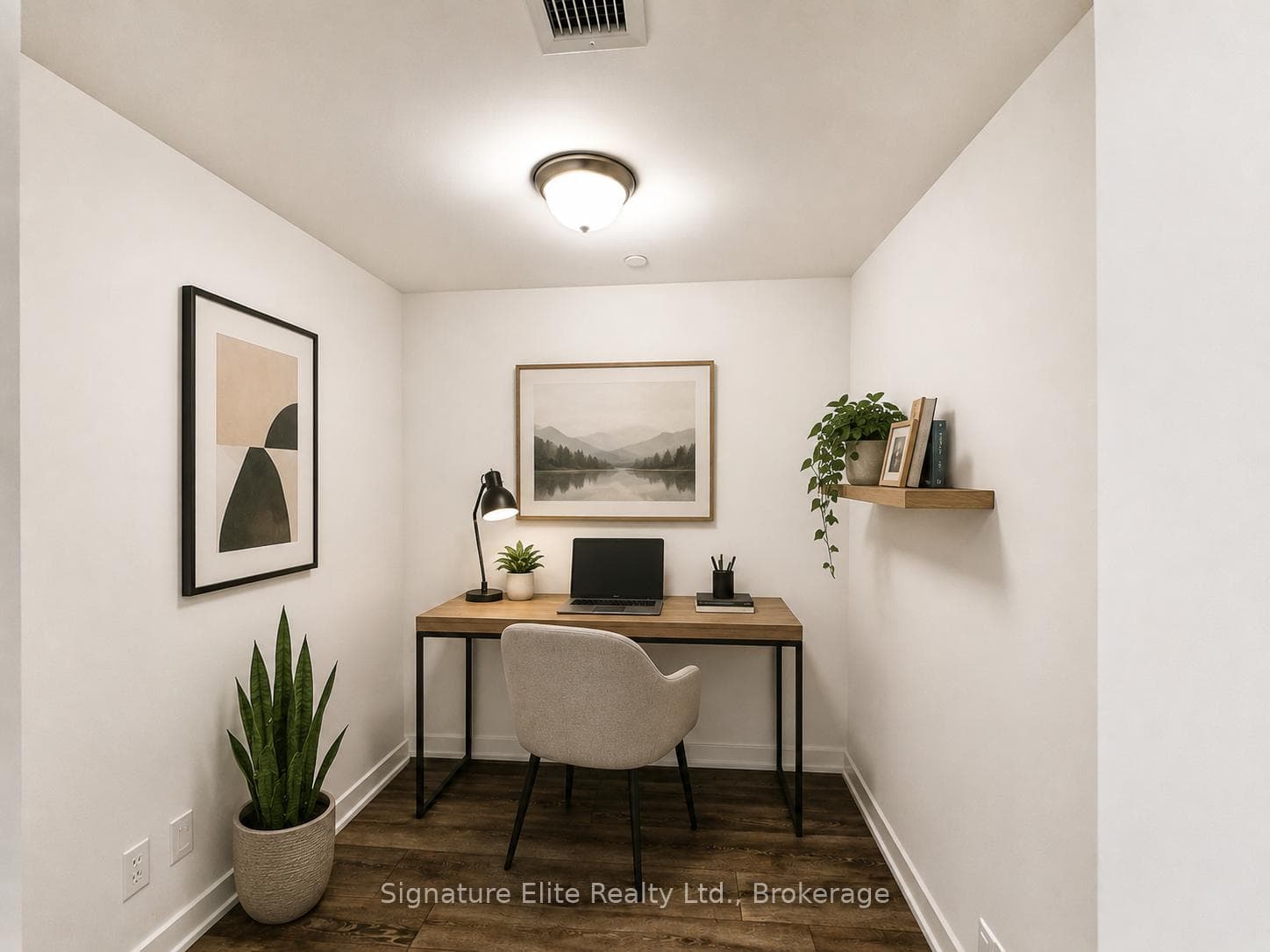 Den - Virtually staged