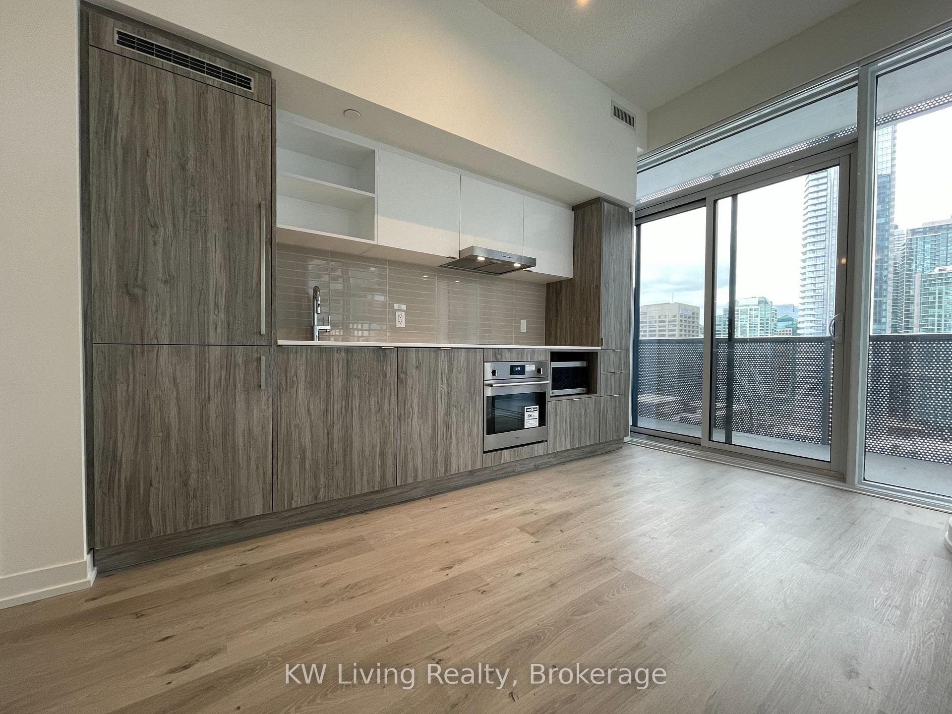 138 Downes Street Unit 2215 photo 12