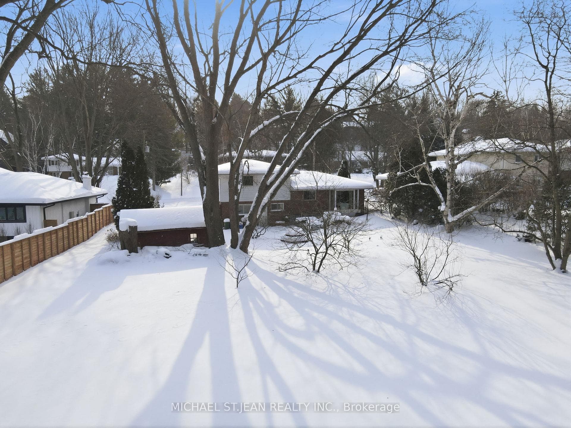 167 Fallingbrook Drive photo 46