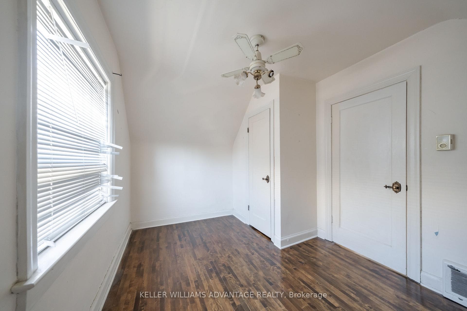 144 Upper Canada Drive photo 12