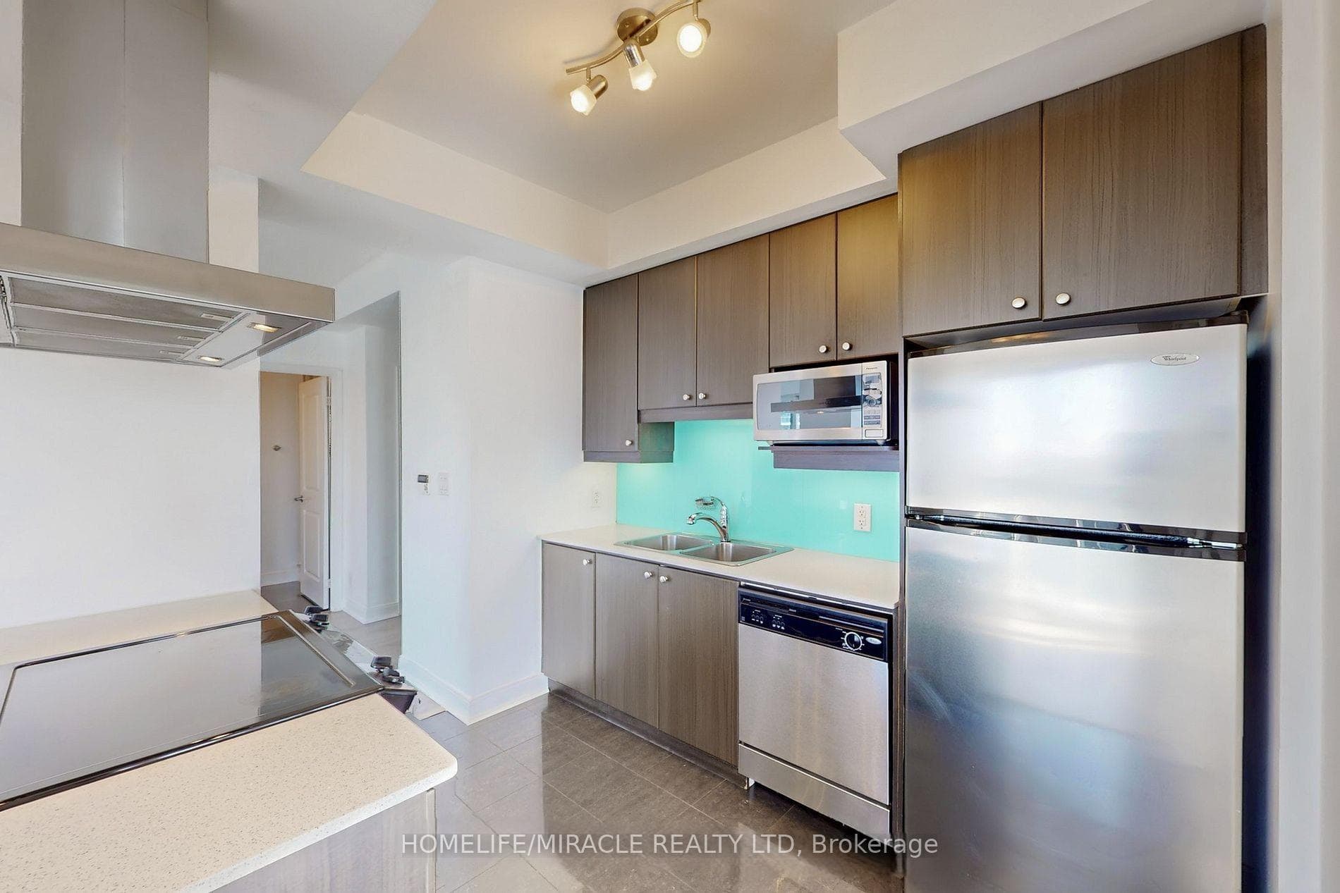 60 Absolute Avenue Unit 2906 photo 15