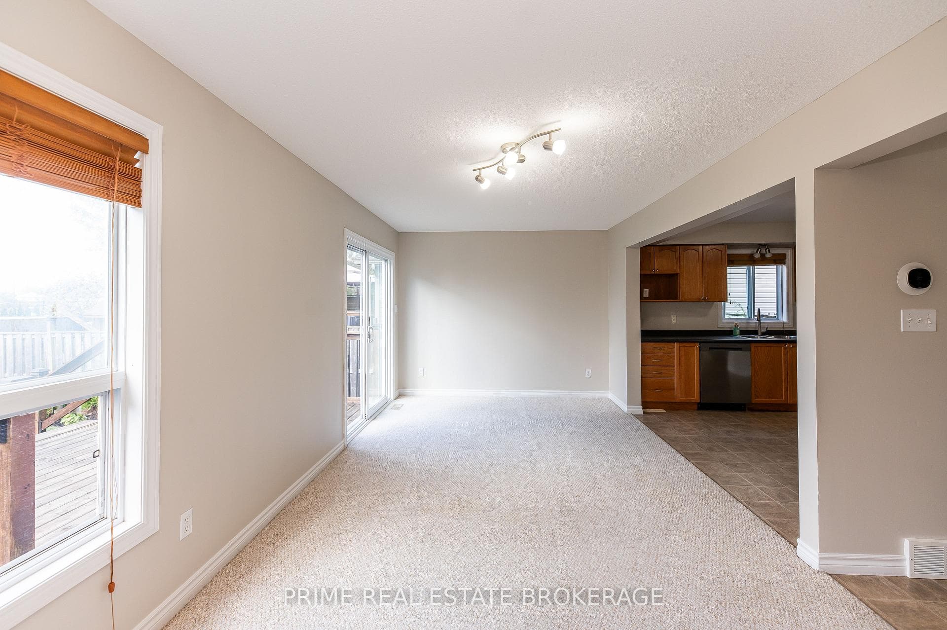 1658 Benjamin Drive photo 9