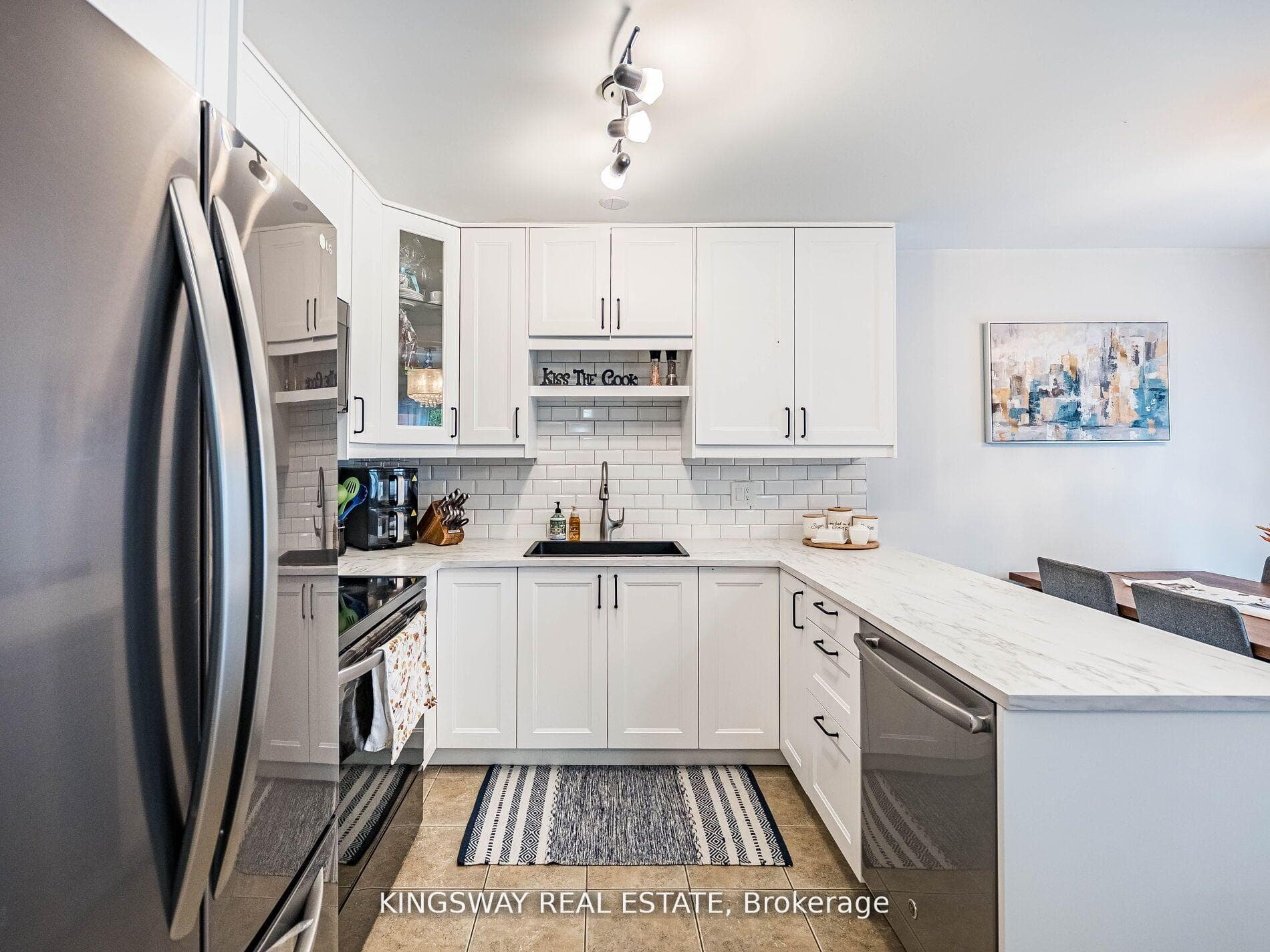 278 Southbrook Drive photo 19