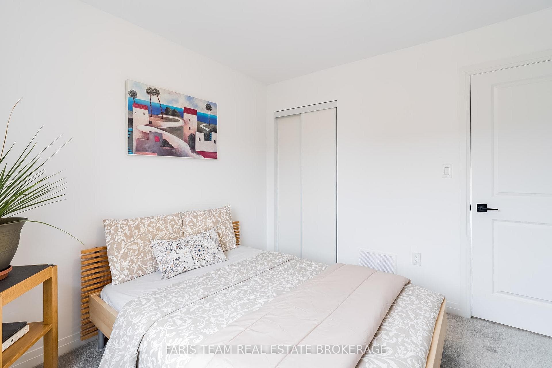 52 Fairlane Avenue photo 26