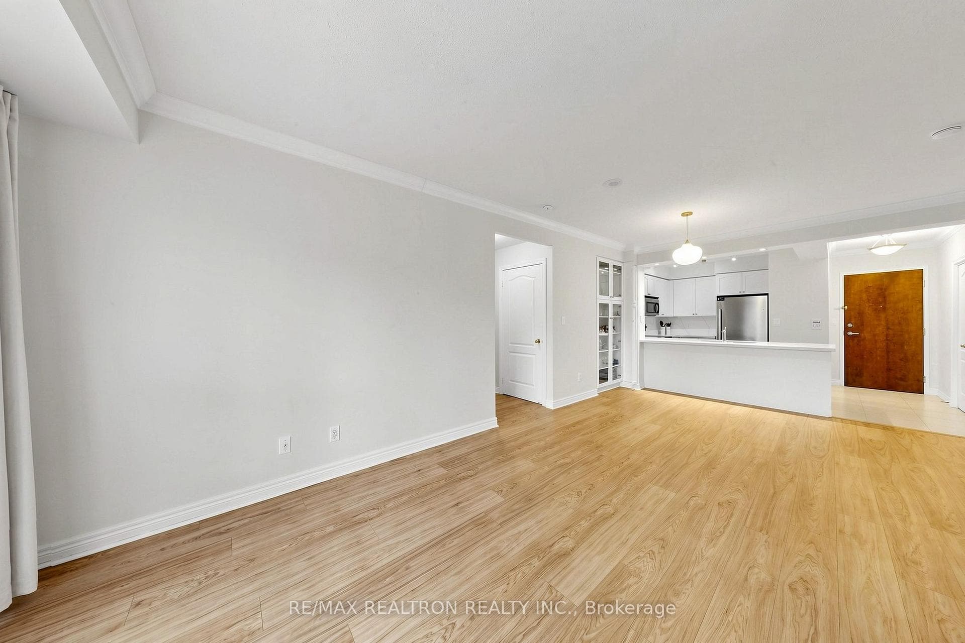 100 Promenade Circle Unit 205 photo 15