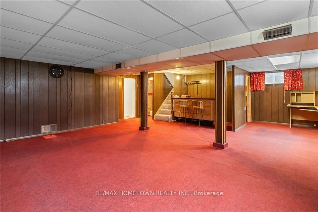 1 ROBERT Road photo 21