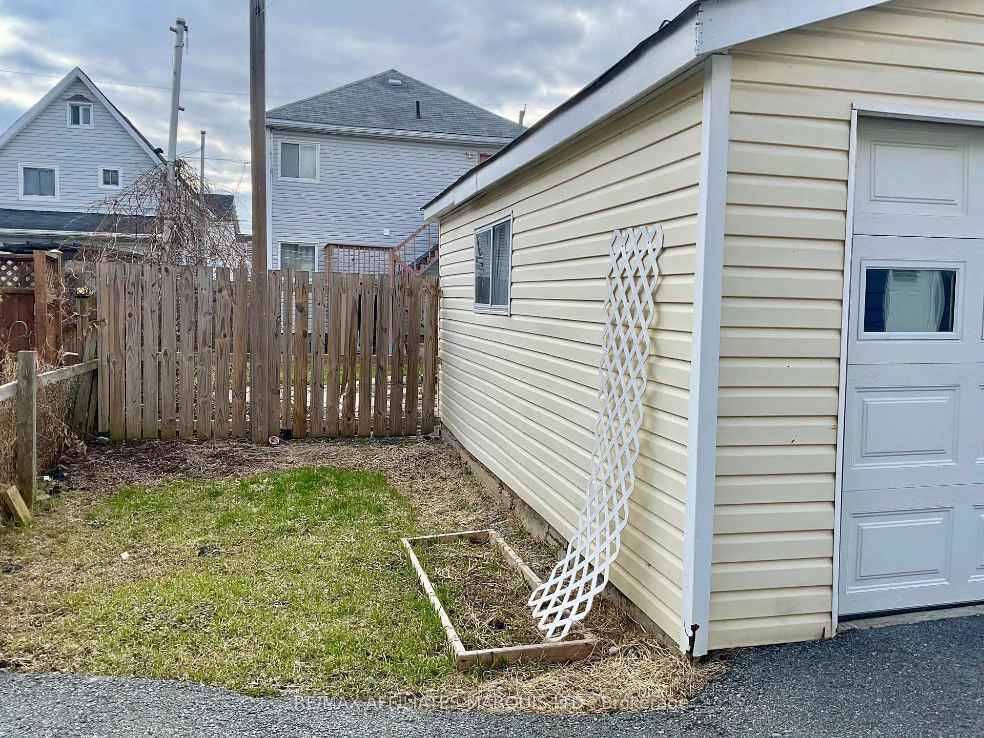 Garage & yard
