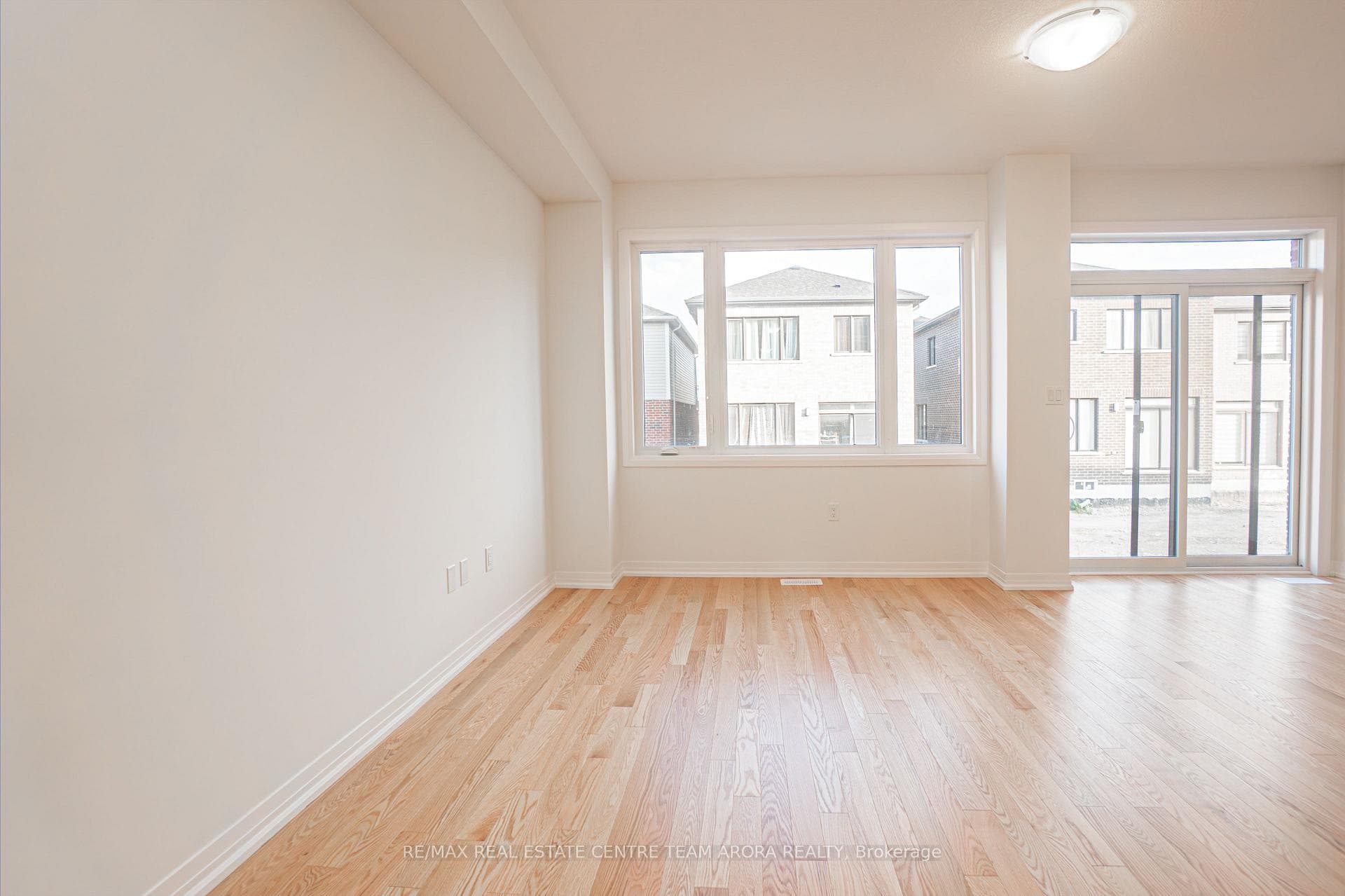 15 Blacklock Street Unit 14 photo 14