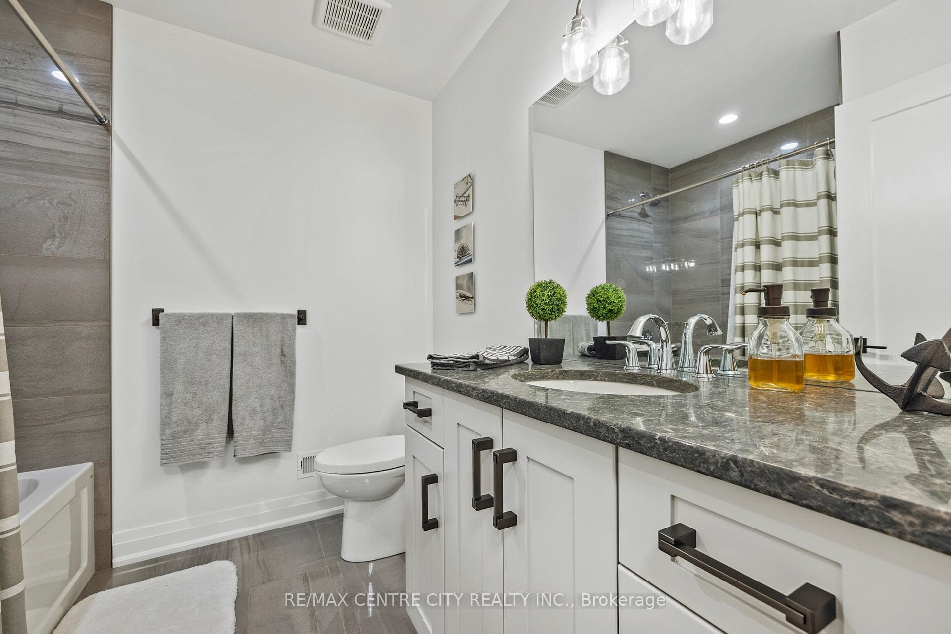 1170 Riverbend Road Unit 11 photo 31