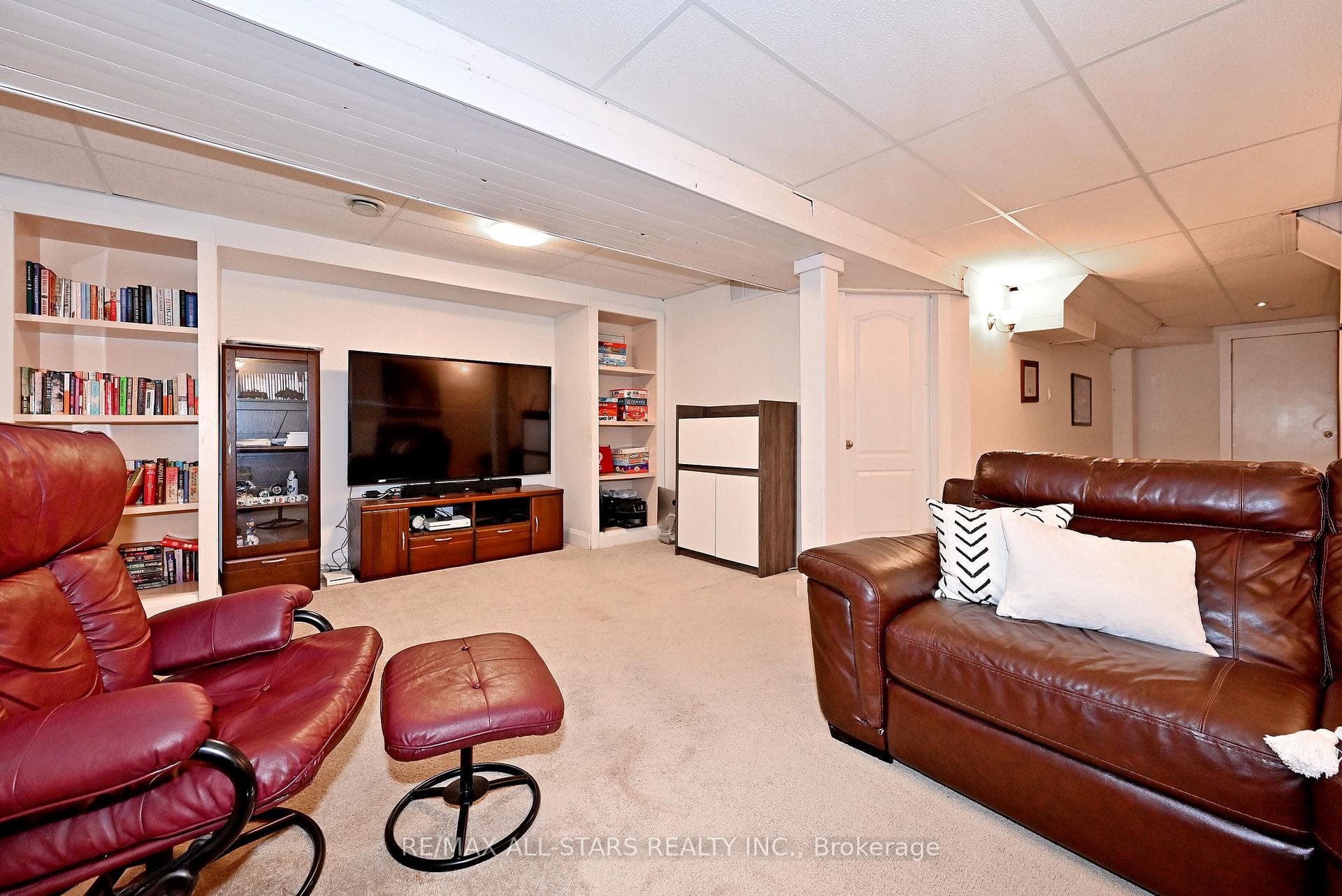 9 Opal Court photo 22