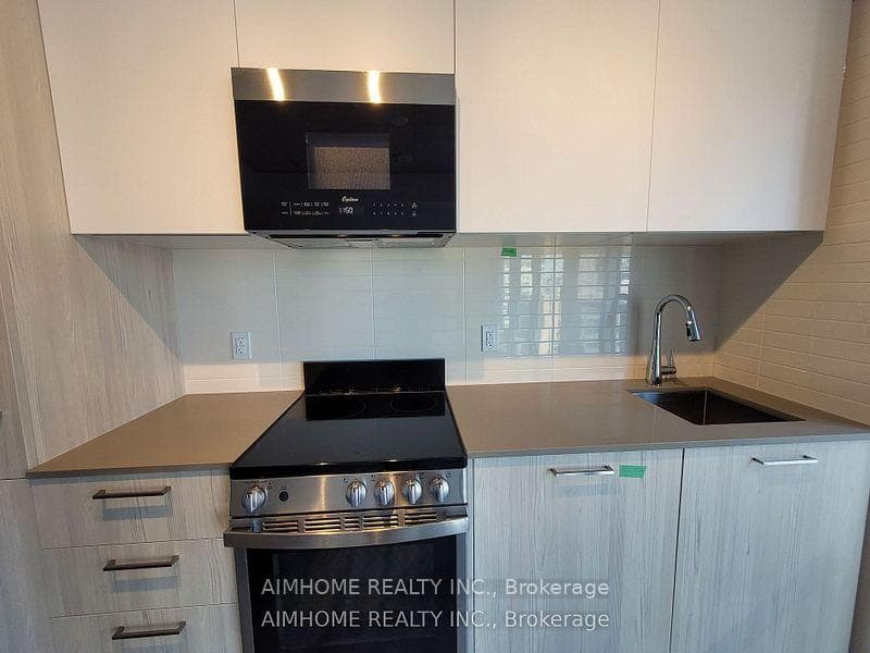 65 Mutual Street Unit 1405 photo 3