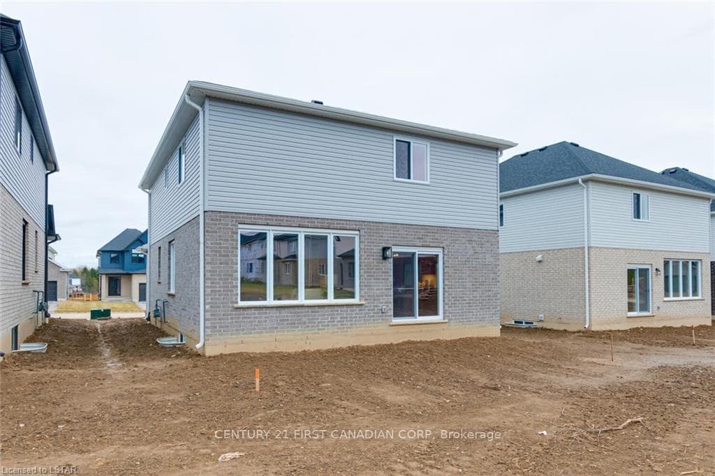 124 Basil Crescent photo 30